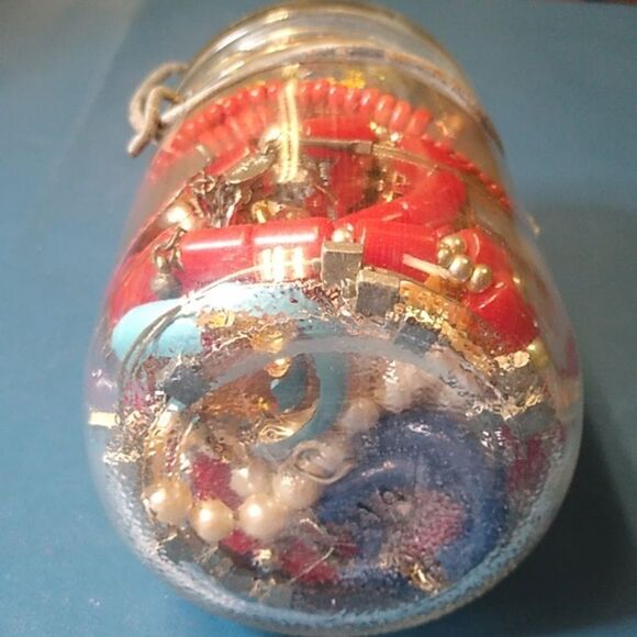 Vintage Atlas E-Z Seal Glass Jar with Jewelry Keychain Cottagecore Grandmacore - Picture 6 of 6
